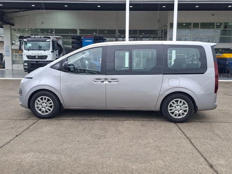 Hyundai Staria 2024 - Imagen 8 de 20