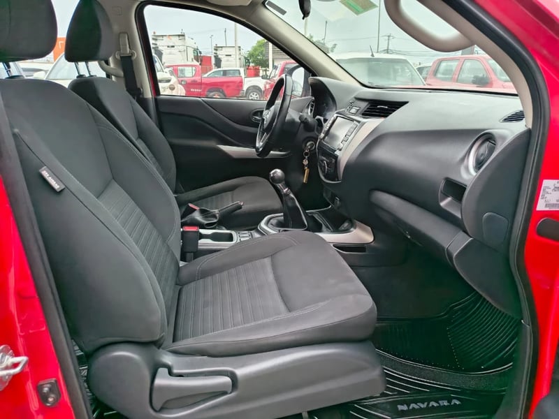 Nissan Navara 2023 - Imagen 14 de 20