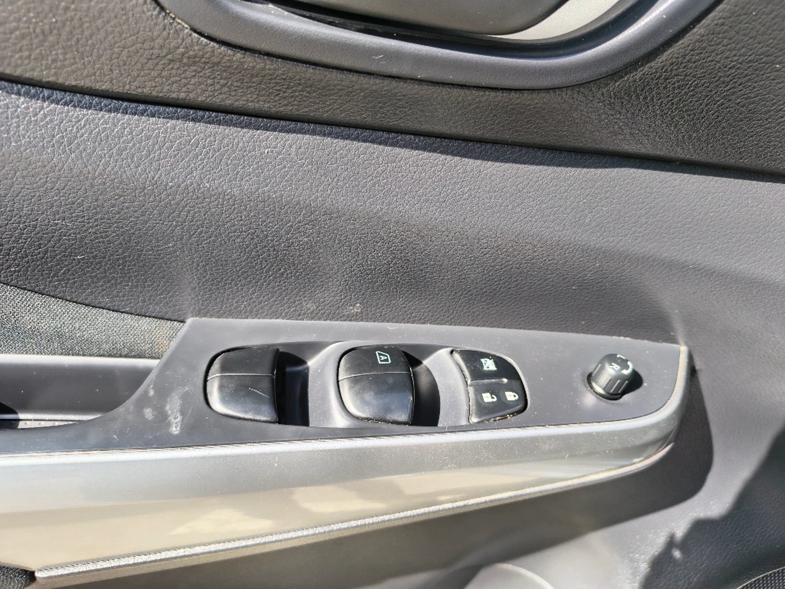 NISSAN NAVARA 2021 - Imagen 13 de 20