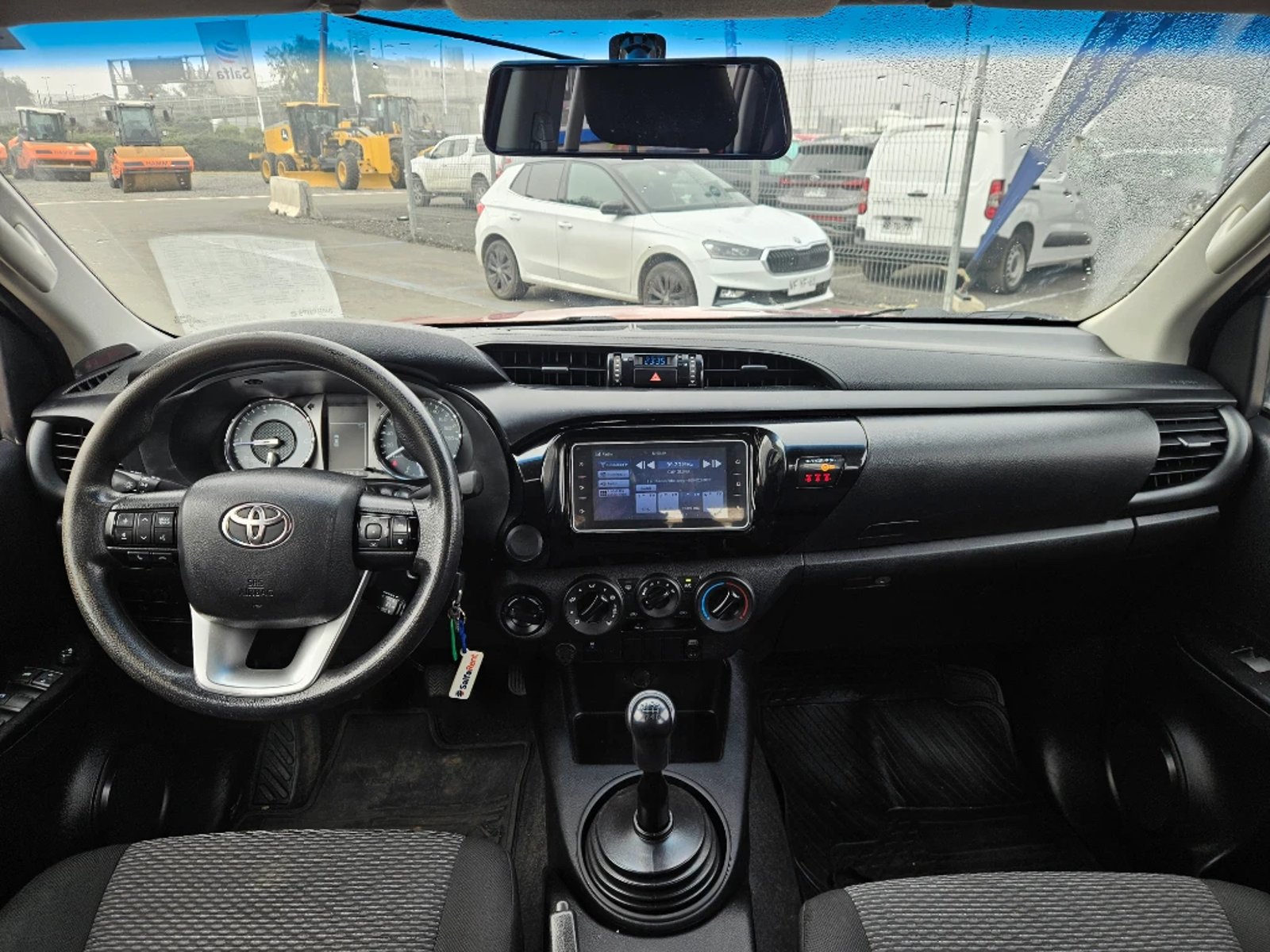 Toyota Hilux 2023 - Imagen 13 de 20