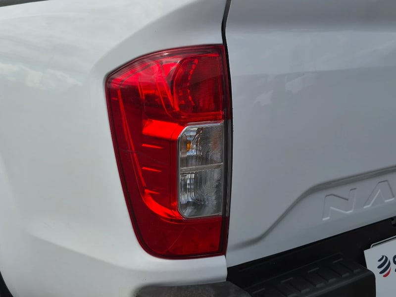 Nissan Navara 2023 - Imagen 10 de 20