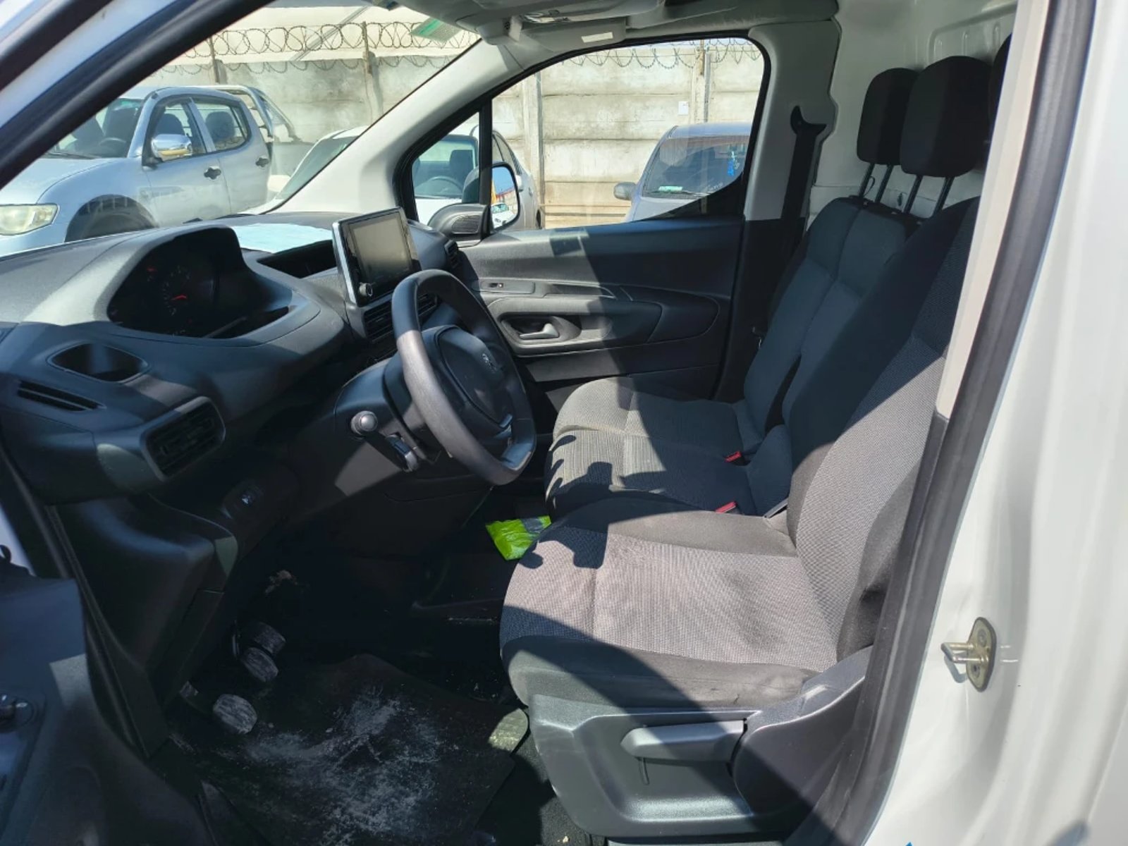 Peugeot Partner 2023 - Imagen 16 de 20