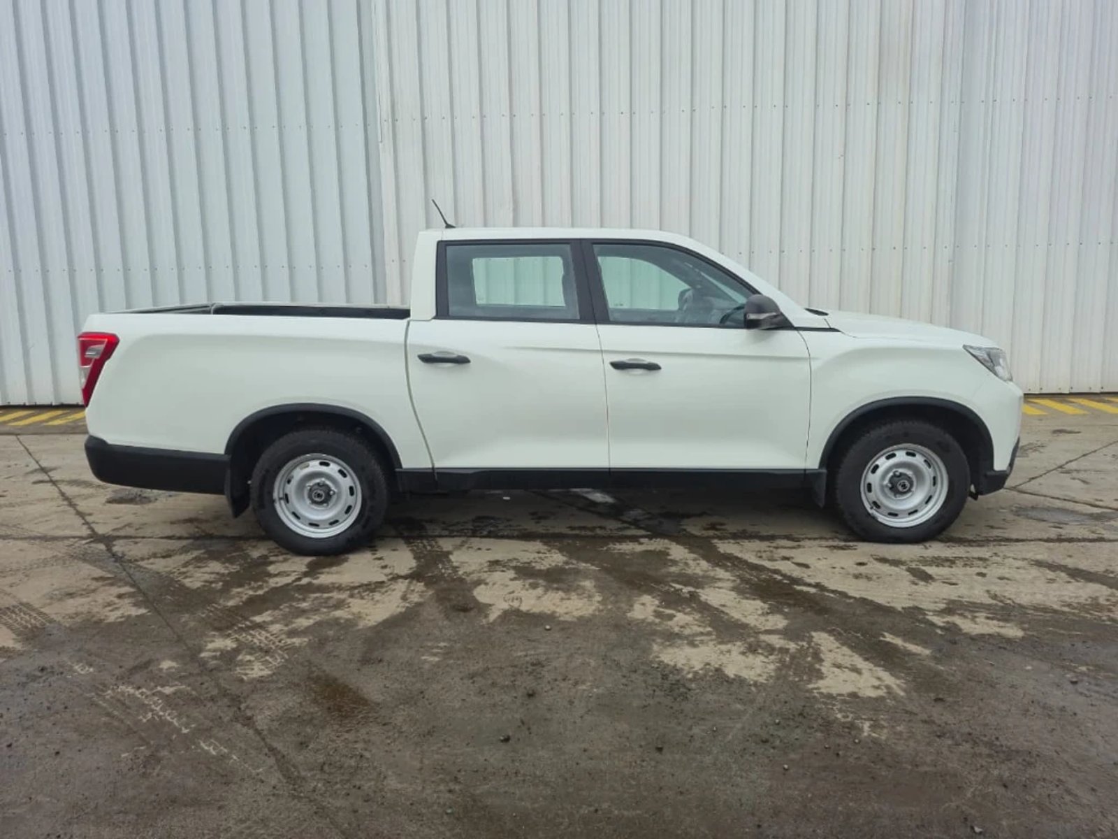SsangYong Grand musso 2024 - Imagen 4 de 20