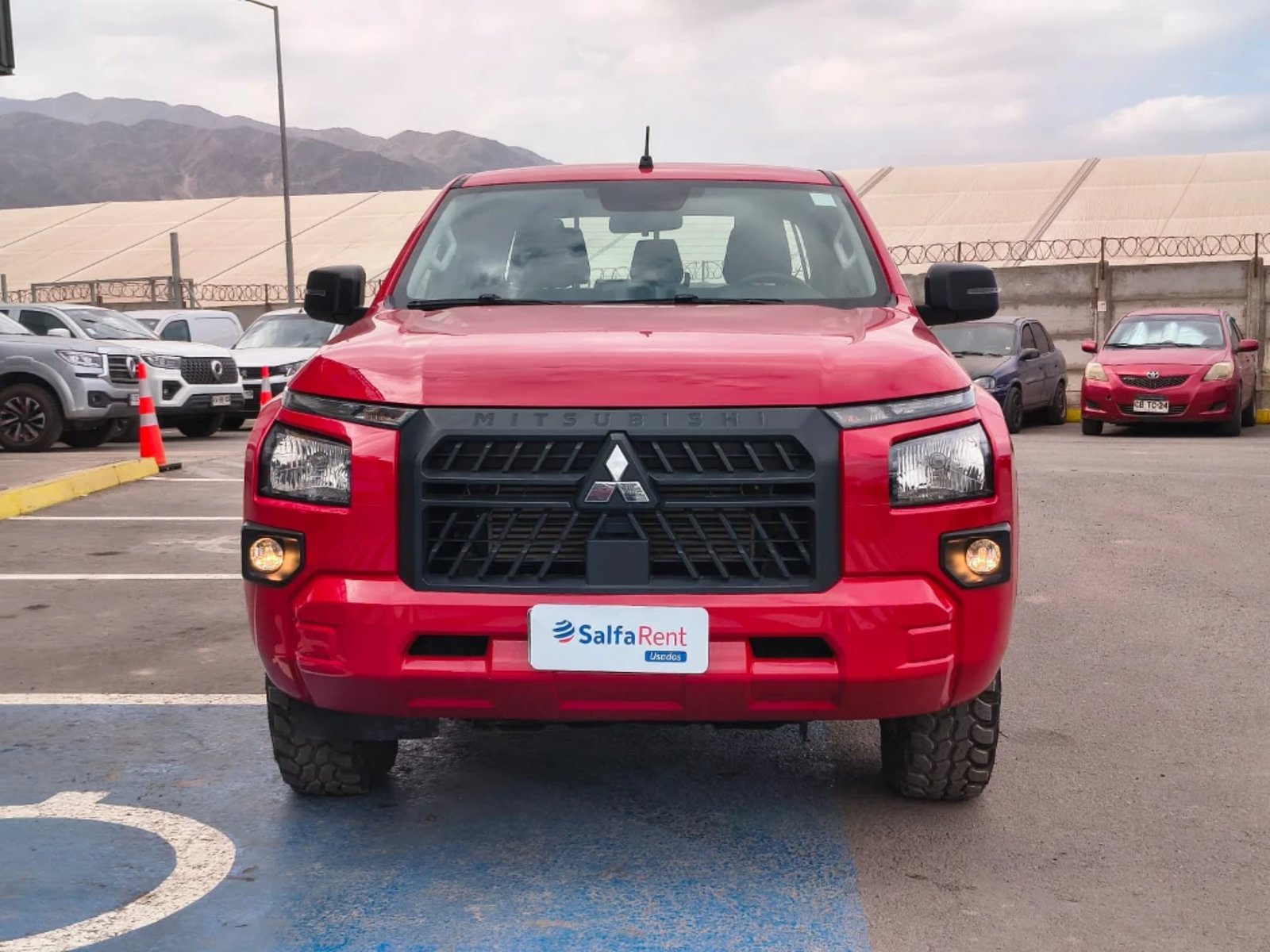 Mitsubishi L200 2024 - Foto 2 de 20