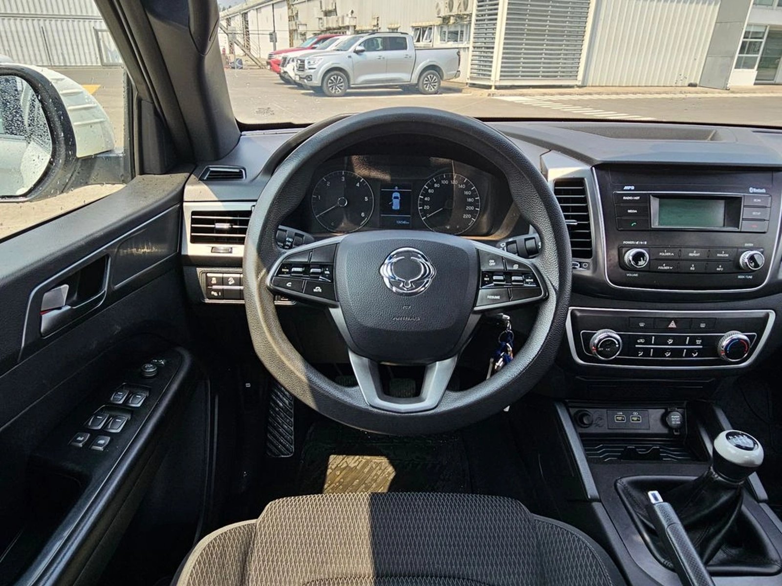 SSANGYONG MUSSO 2023 - Imagen 14 de 20