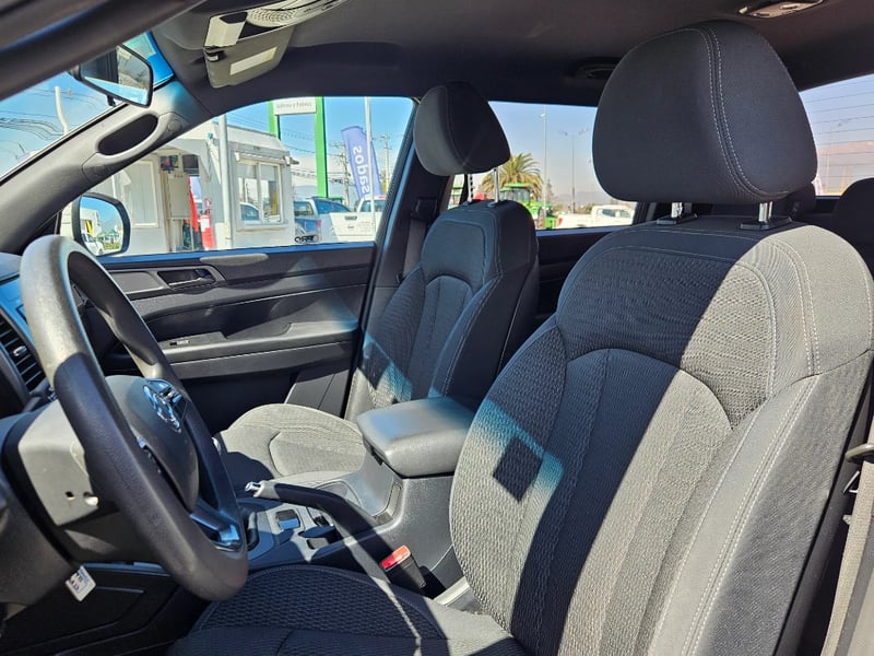 SsangYong Grand musso 2023 - Imagen 14 de 20