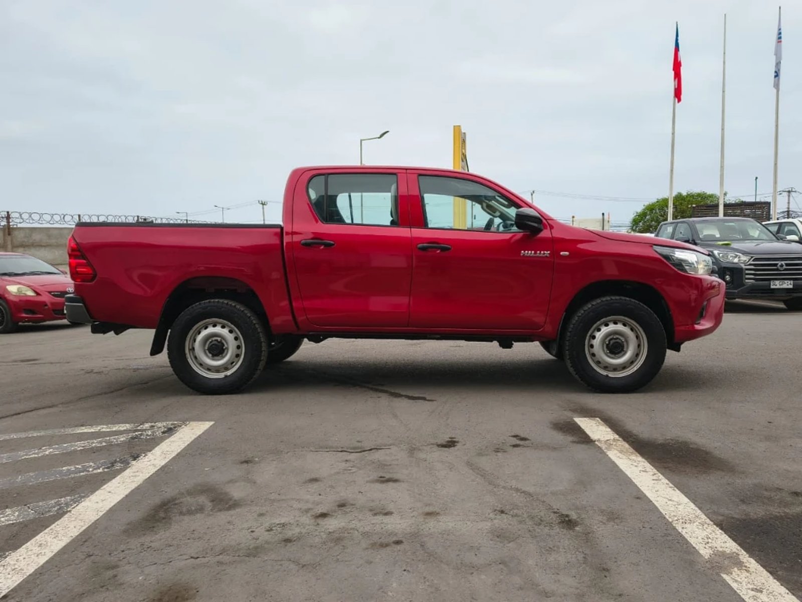 Toyota Hilux 2023 - Foto 4 de 20