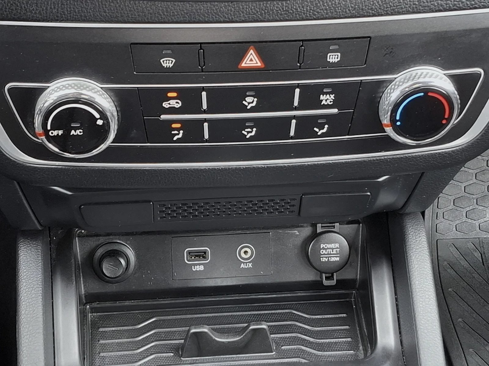 SsangYong Grand musso 2021 - Imagen 19 de 20