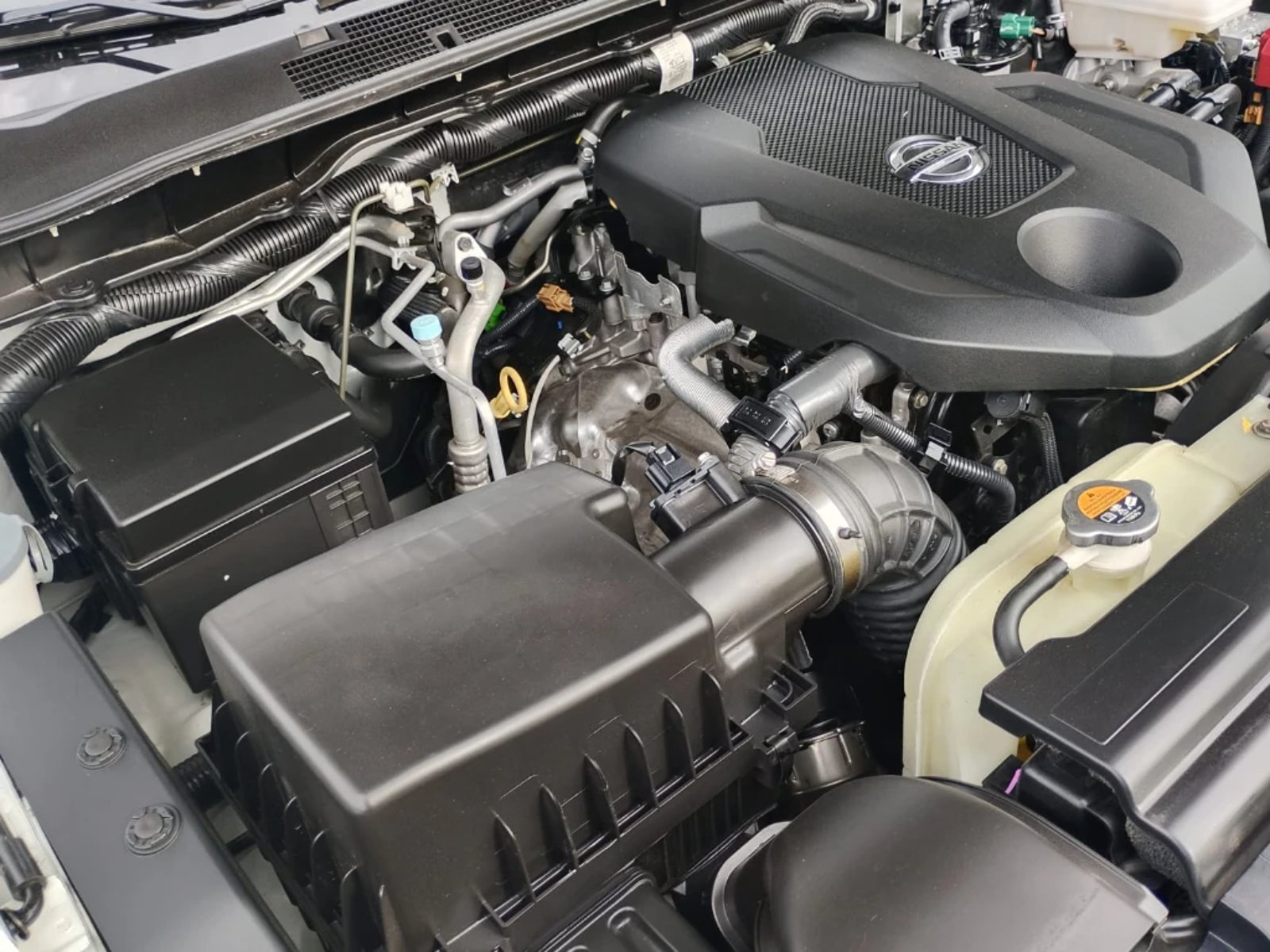 NISSAN NAVARA 2023 - Imagen 11 de 20