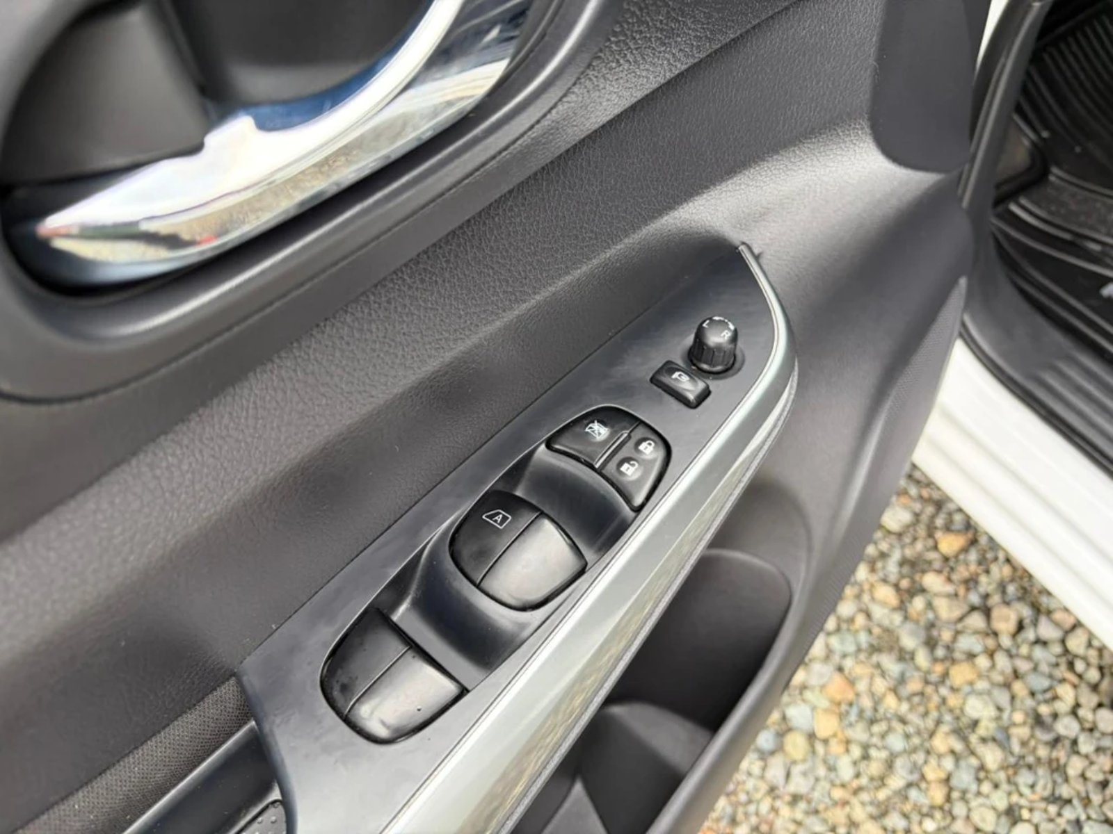 Nissan Navara 2023 - Imagen 13 de 20