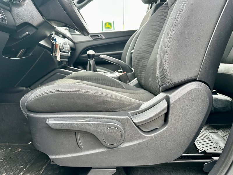 SsangYong Grand musso 2023 - Imagen 18 de 20