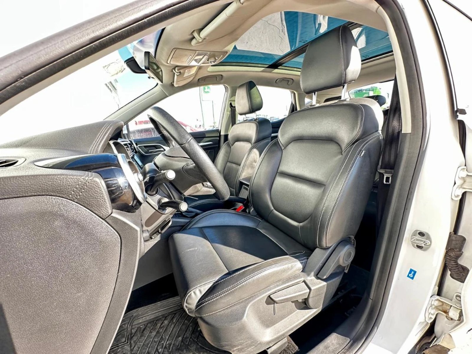 MG Zs 2023 - Imagen 15 de 20