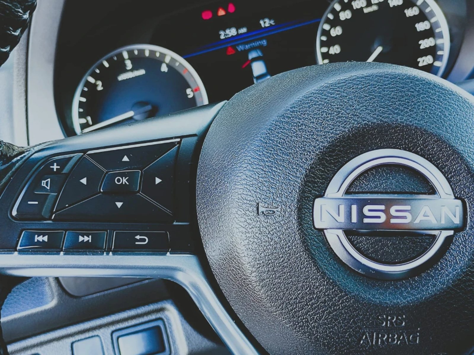 NISSAN NAVARA 2023 - Imagen 19 de 20