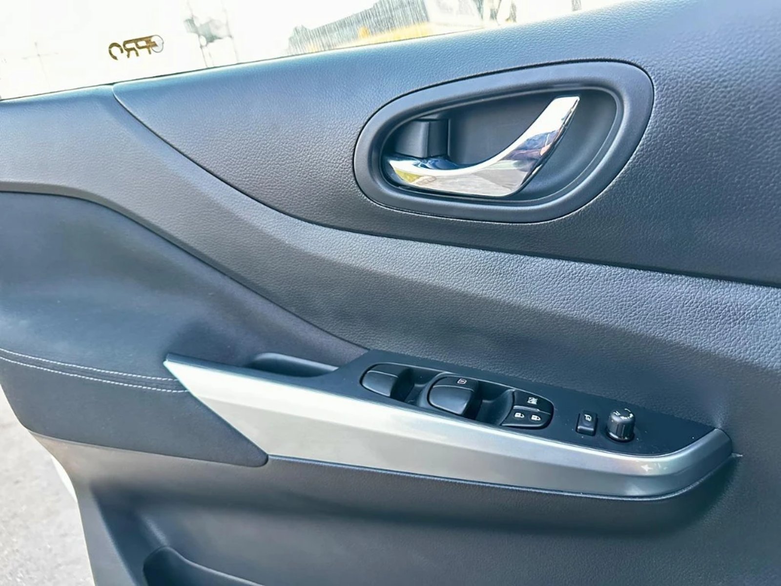 NISSAN NAVARA 2023 - Imagen 15 de 20
