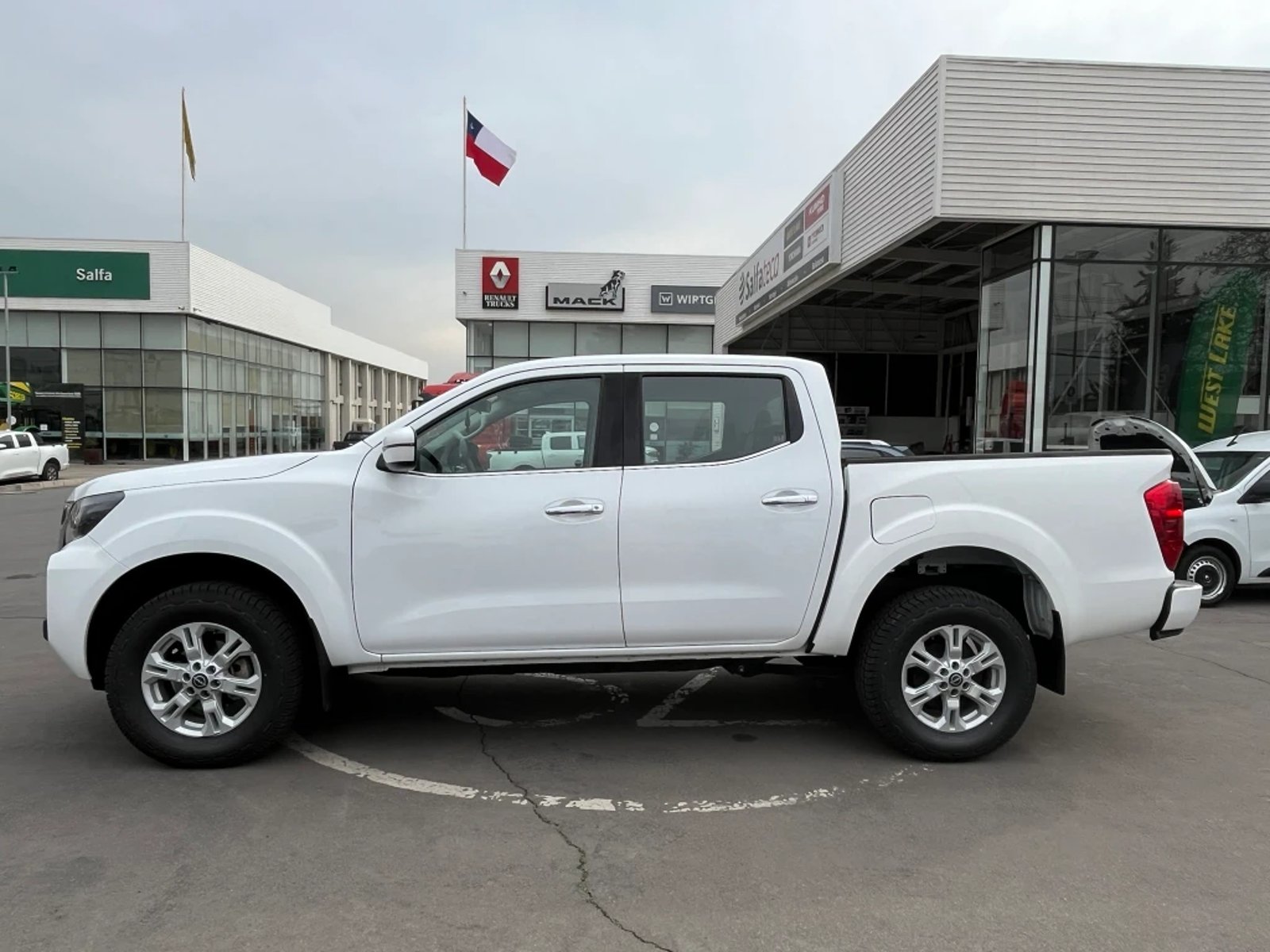 Nissan Navara 2023 - Imagen 8 de 20