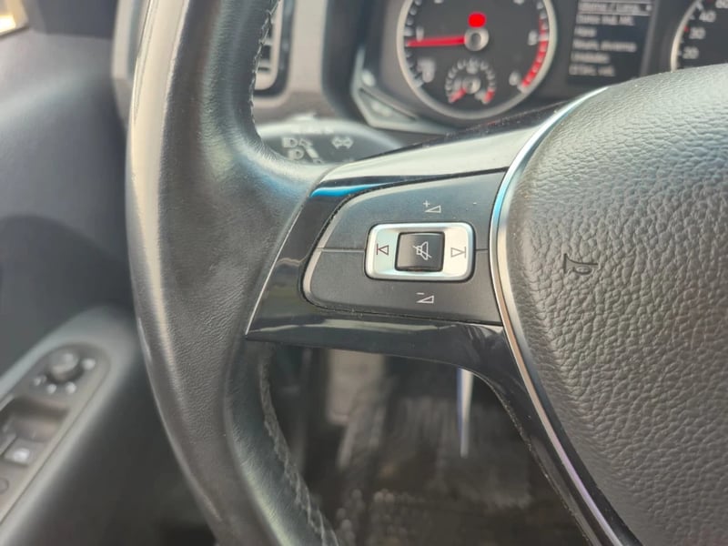 Volkswagen Amarok 2023 - Imagen 18 de 20