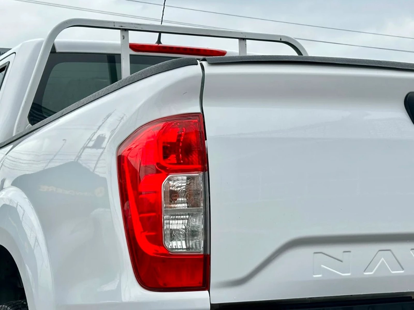 NISSAN NAVARA 2023 - Imagen 18 de 20