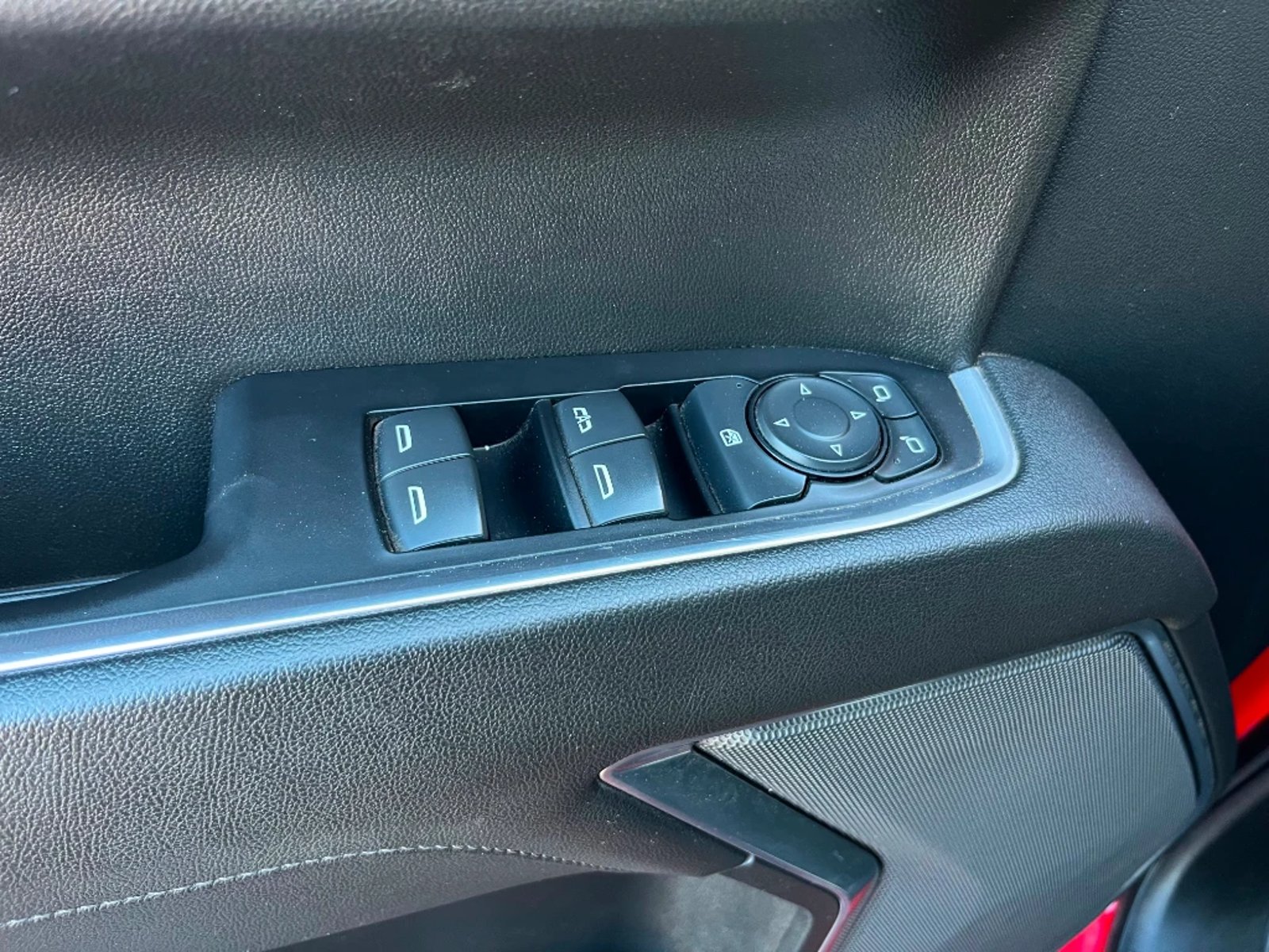 Chevrolet Silverado 2023 - Imagen 16 de 20