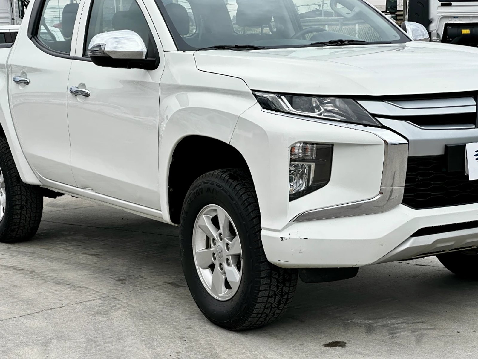 Mitsubishi L200 2023 - Foto 4 de 20