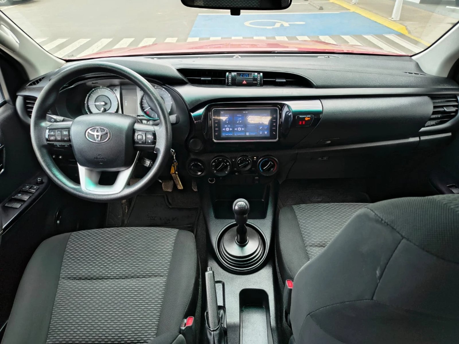 Toyota Hilux 2024 - Imagen 12 de 20