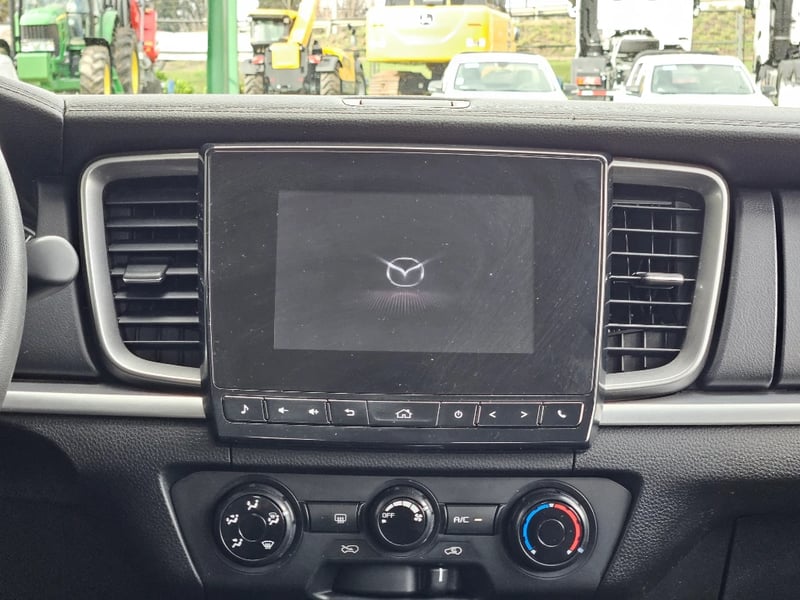 Mazda Bt-50 2024 - Imagen 13 de 20