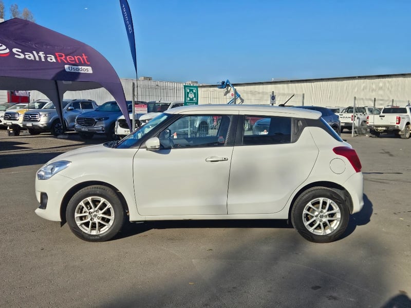 Suzuki Swift 2023 - Imagen 8 de 20