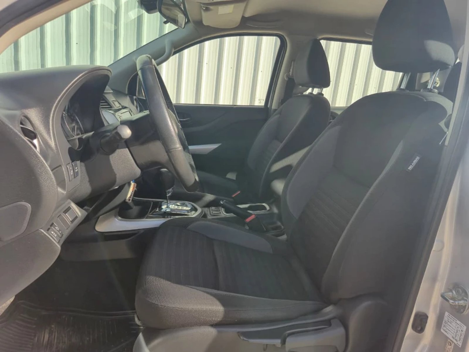 Nissan Navara 2023 - Imagen 13 de 20