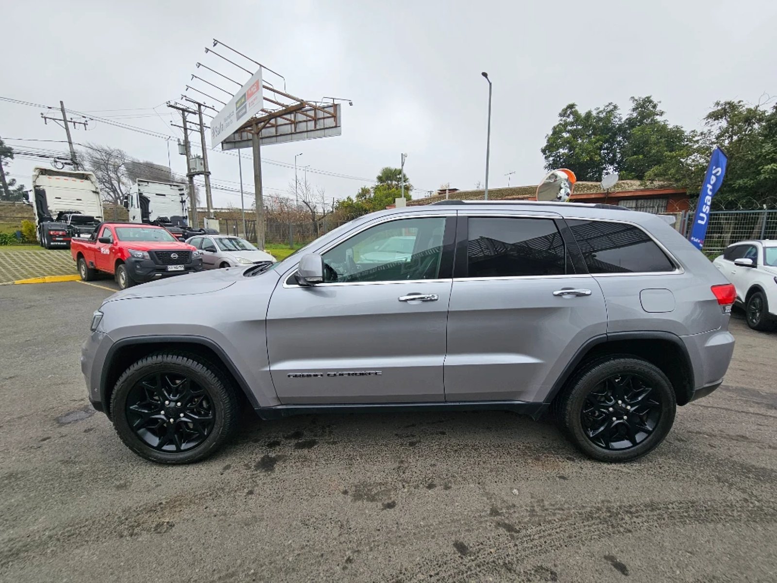 JEEP GRAND CHEROKEE 2020 - Imagen 8 de 20