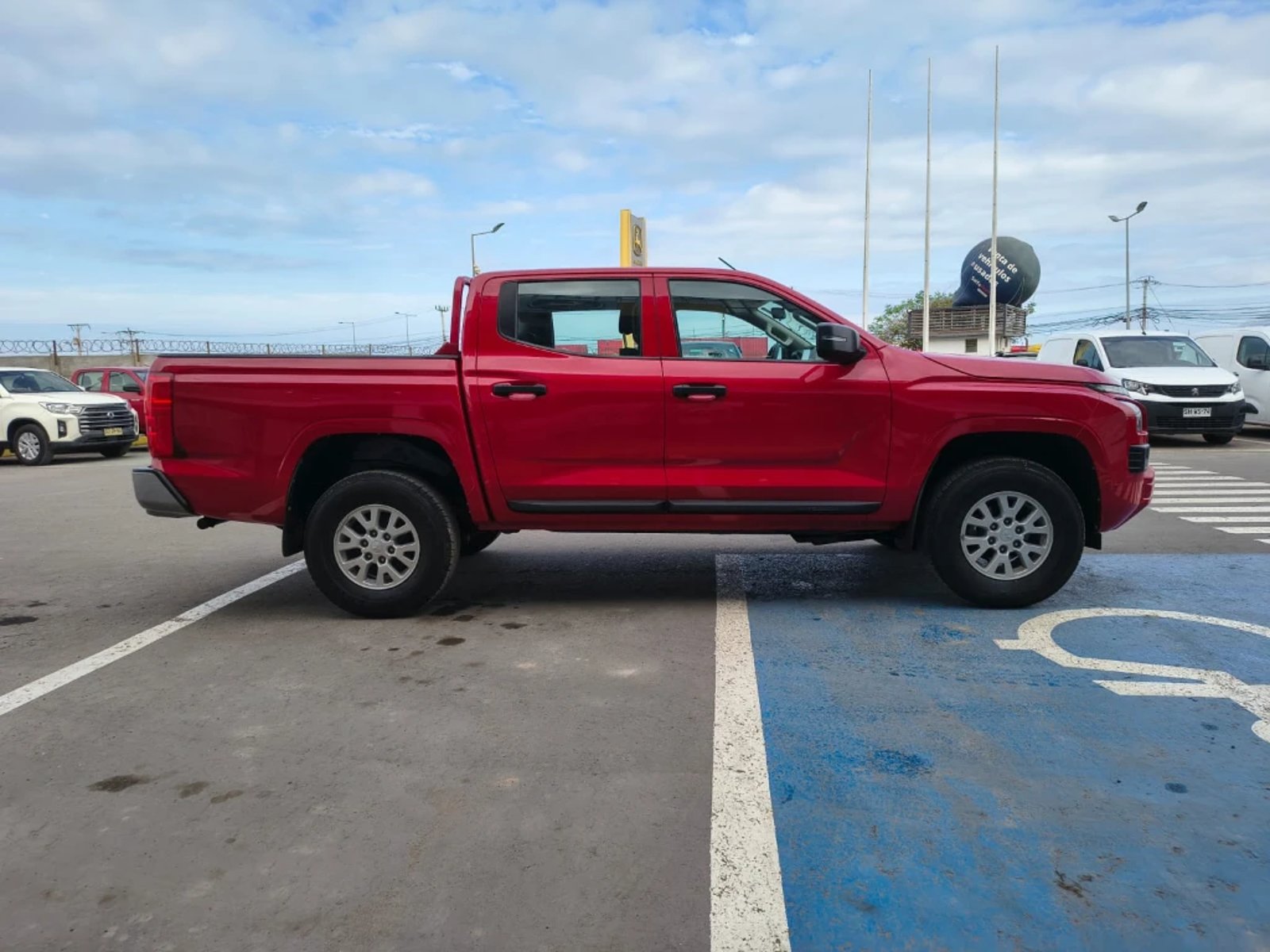 Mitsubishi L200 2024 - Foto 4 de 20