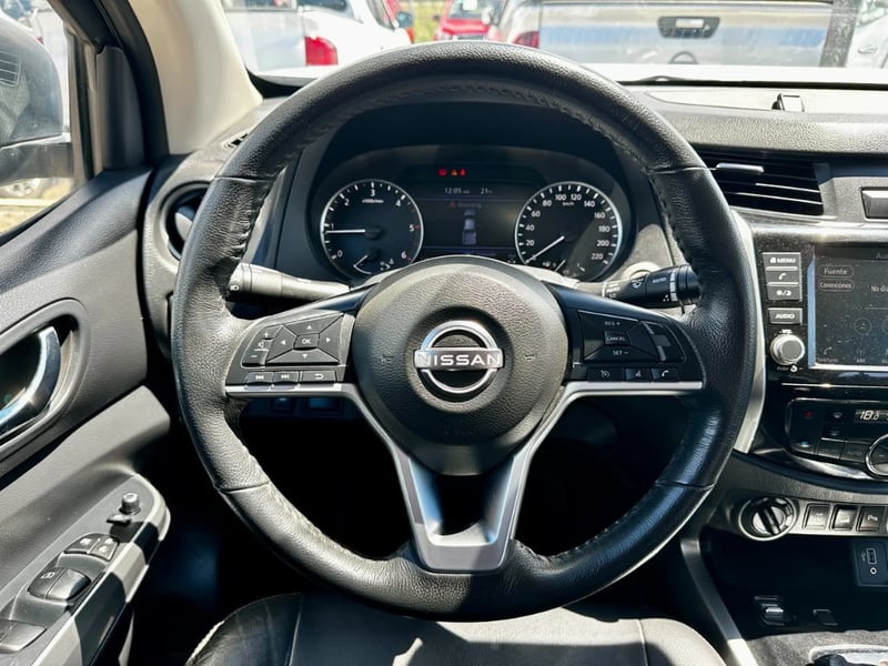 Nissan Navara 2023 - Imagen 15 de 20