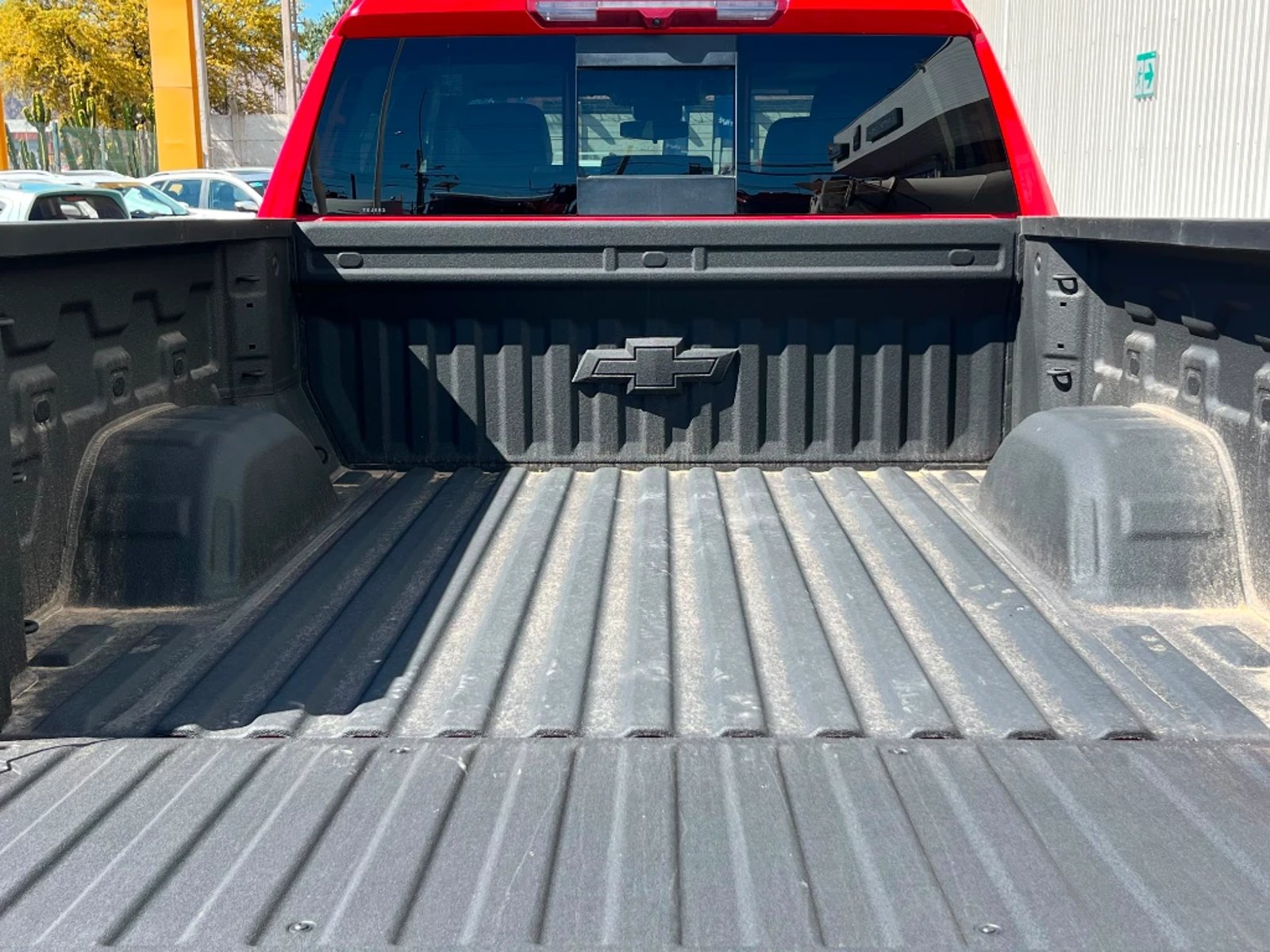 Chevrolet Silverado 2024 - Imagen 9 de 19
