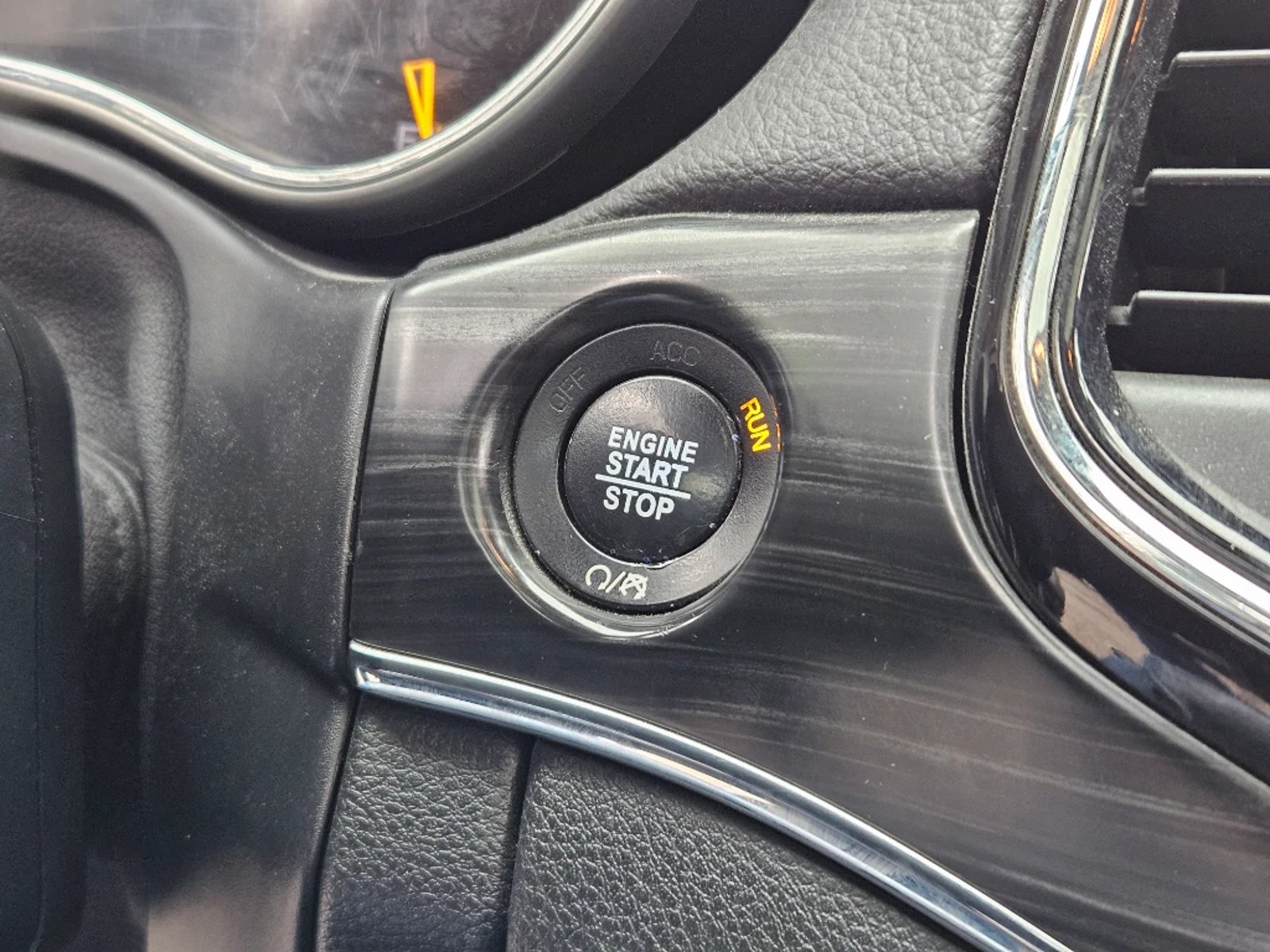 JEEP GRAND CHEROKEE 2020 - Imagen 18 de 20