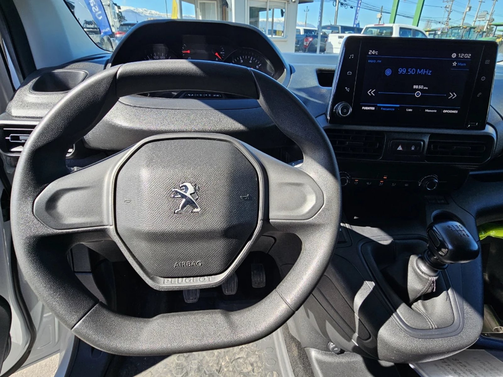 Peugeot Partner 2024 - Imagen 19 de 20