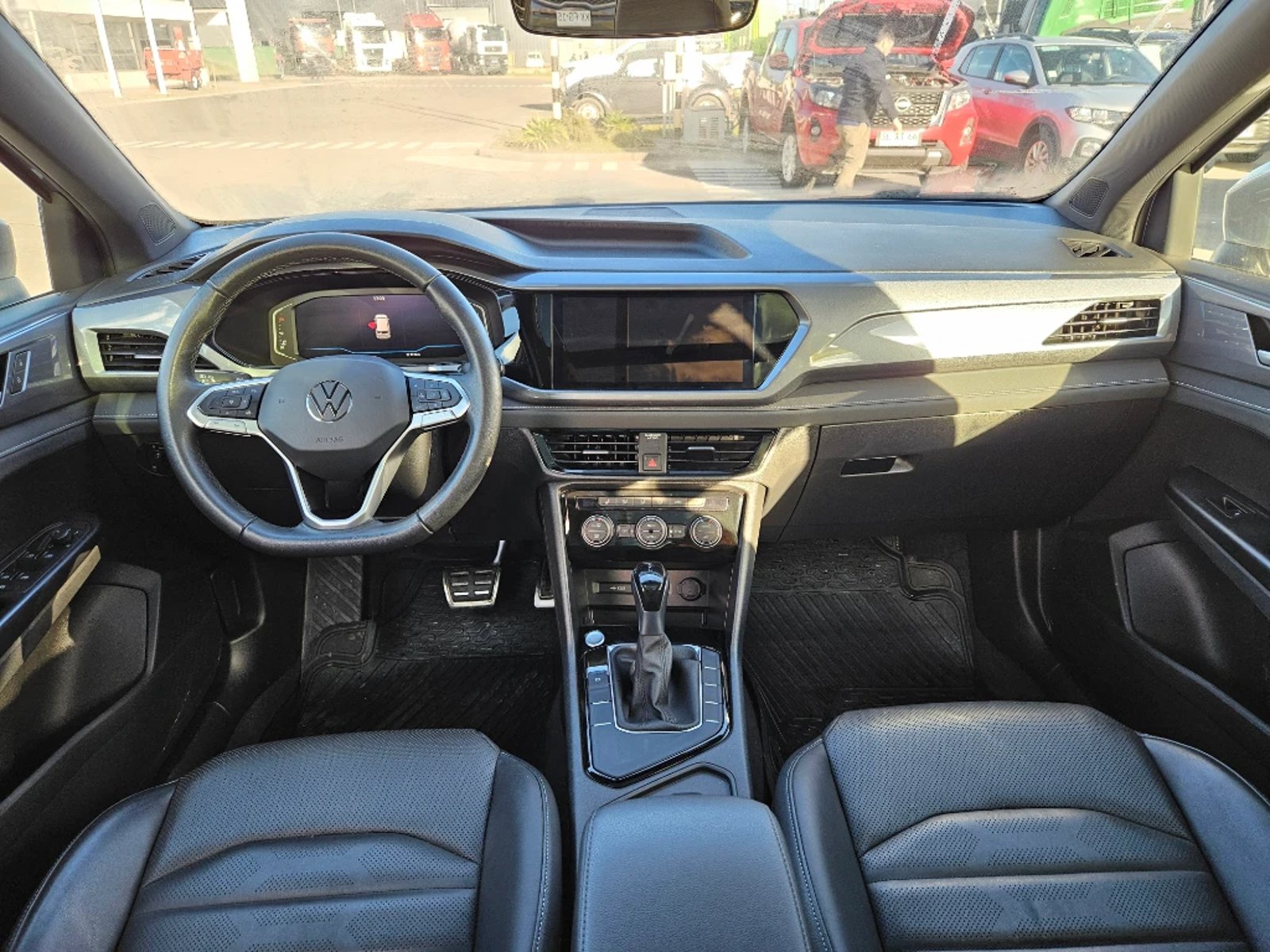 Volkswagen Taos 2023 - Imagen 12 de 20