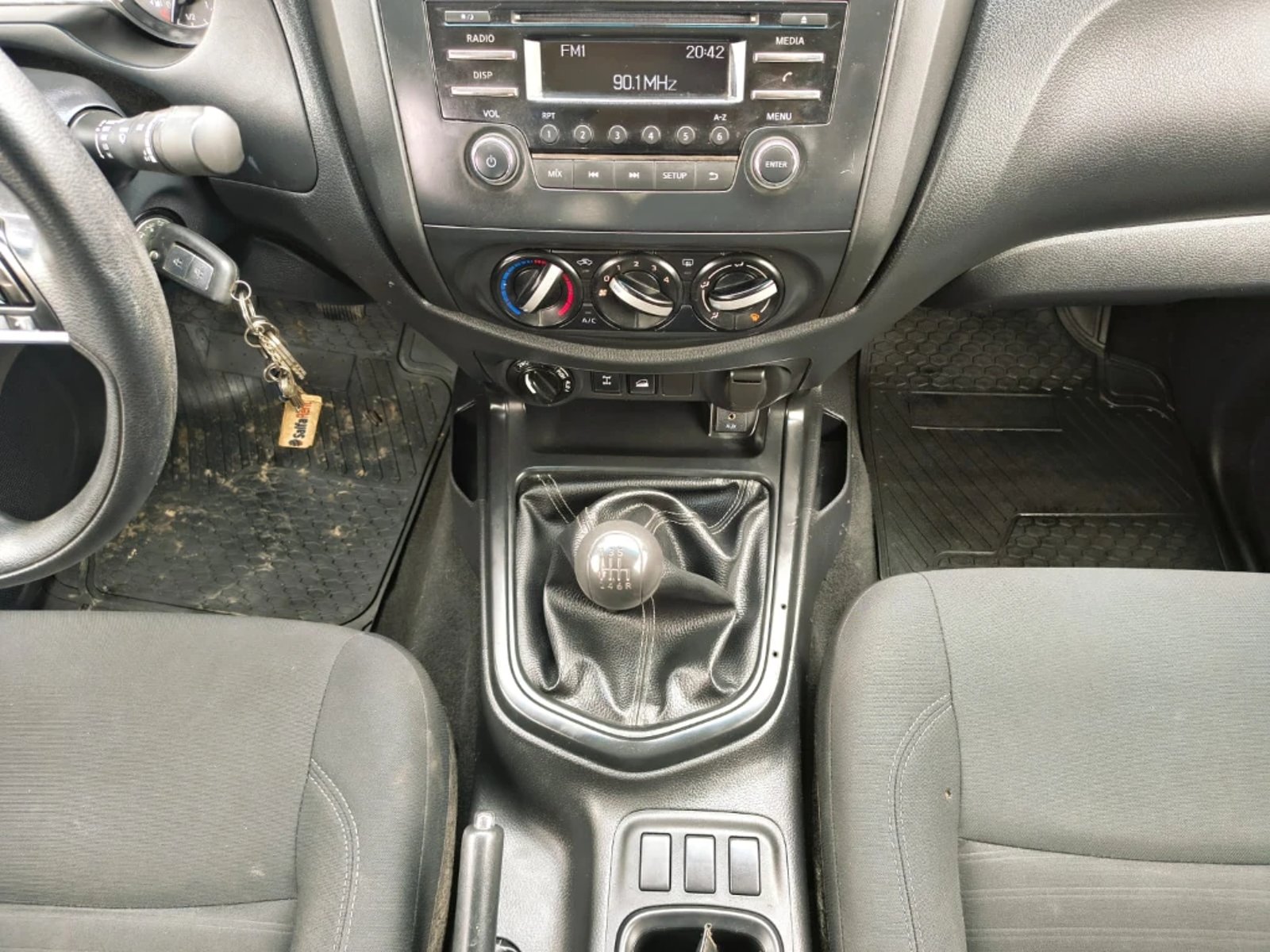 NISSAN NAVARA 2023 - Imagen 14 de 20