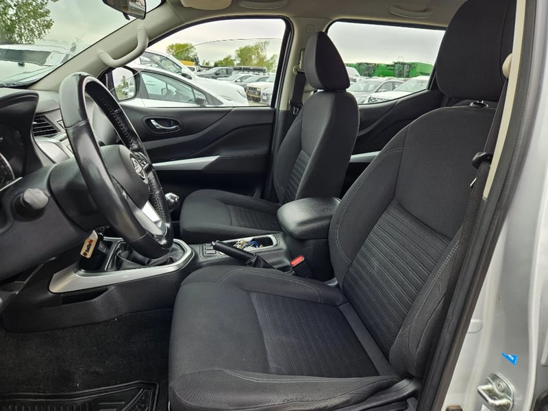 Nissan Navara 2023 - Imagen 16 de 20