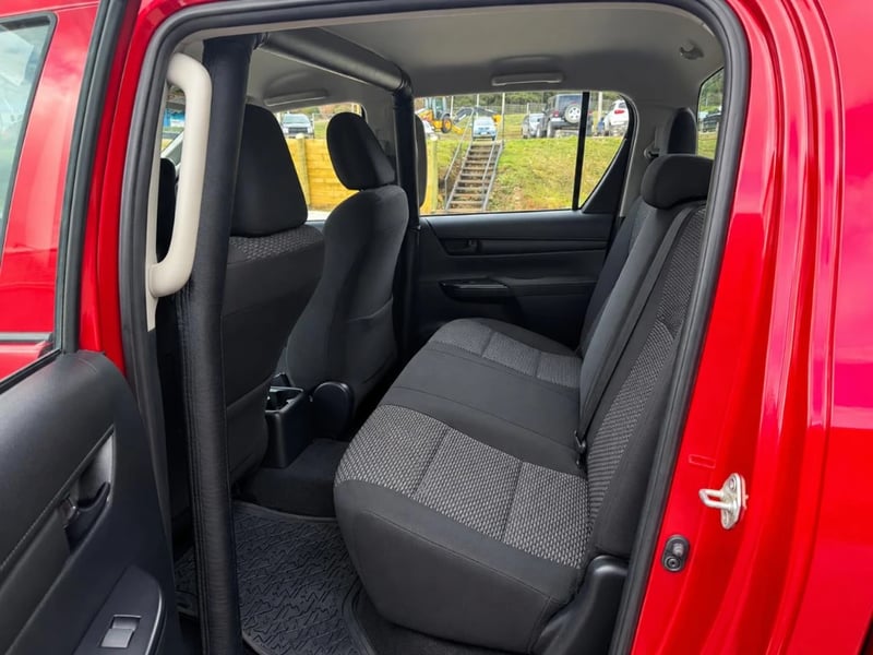 Toyota Hilux 2024 - Imagen 10 de 20