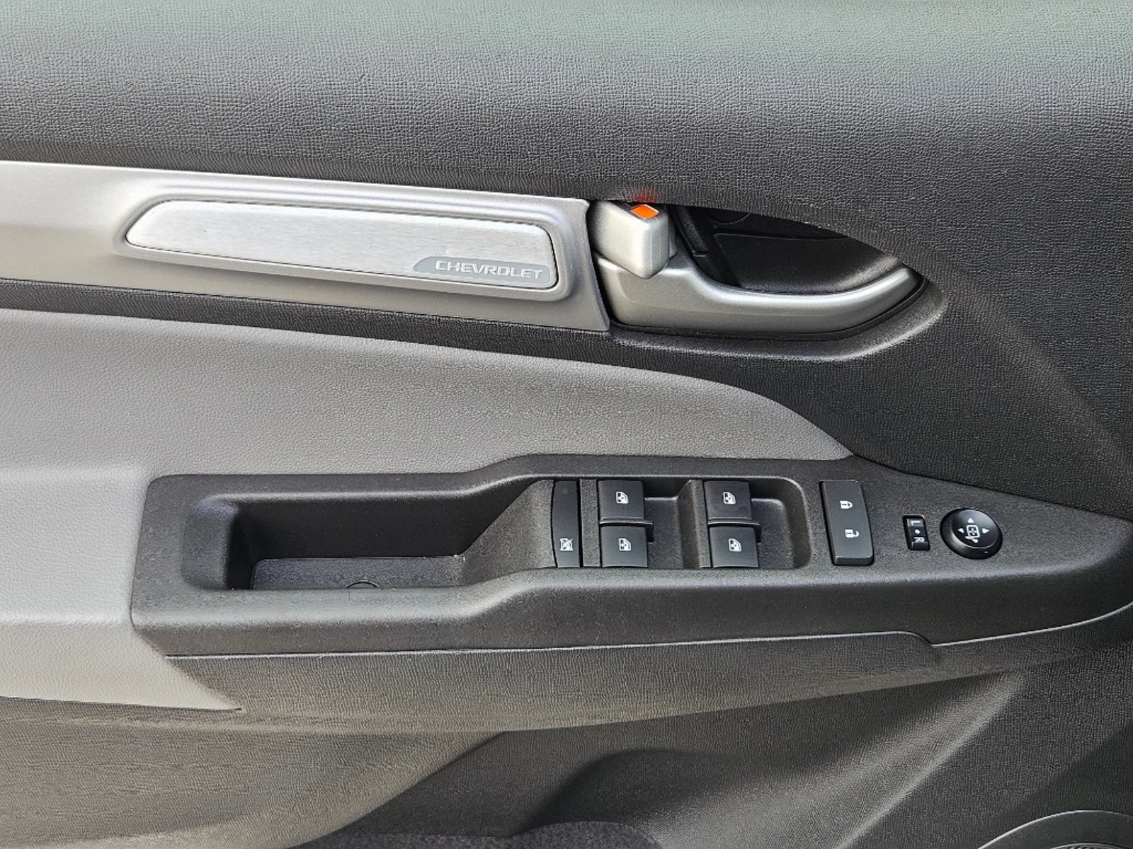 CHEVROLET COLORADO 2023 - Imagen 17 de 20
