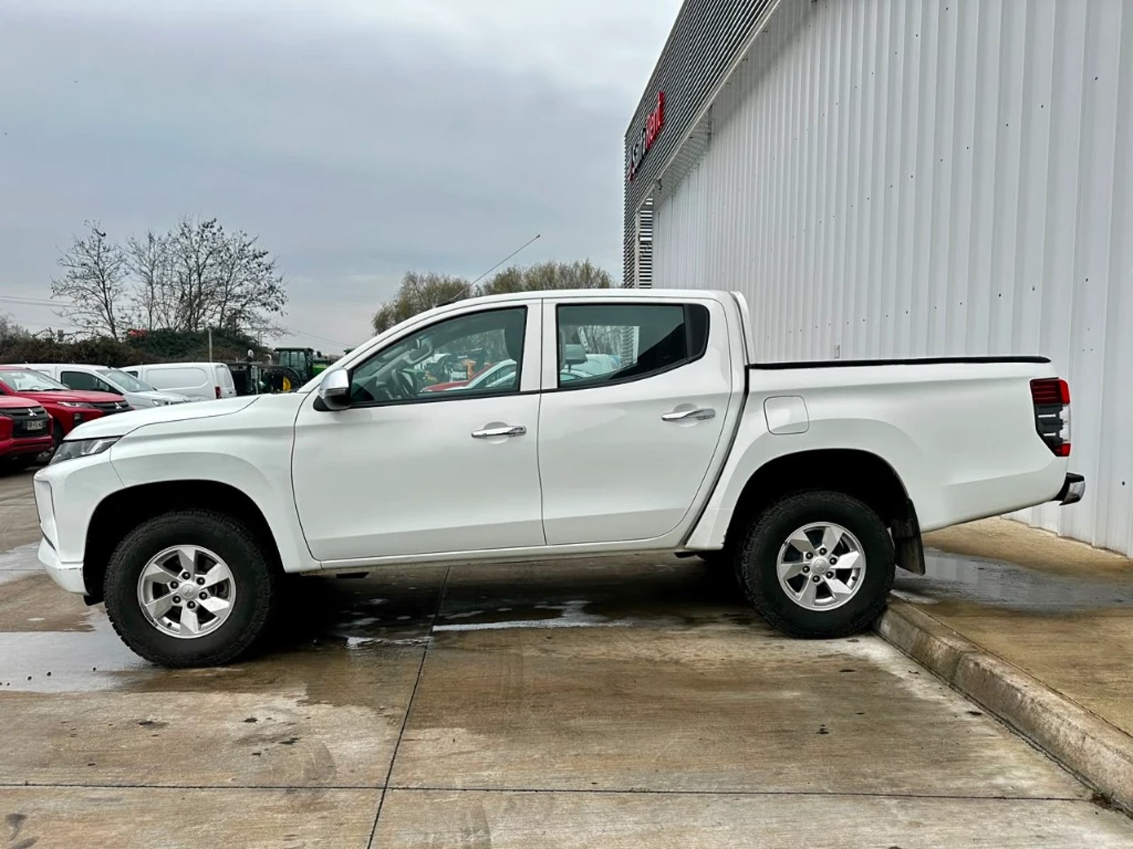 Mitsubishi L200 2023 - Imagen 9 de 20