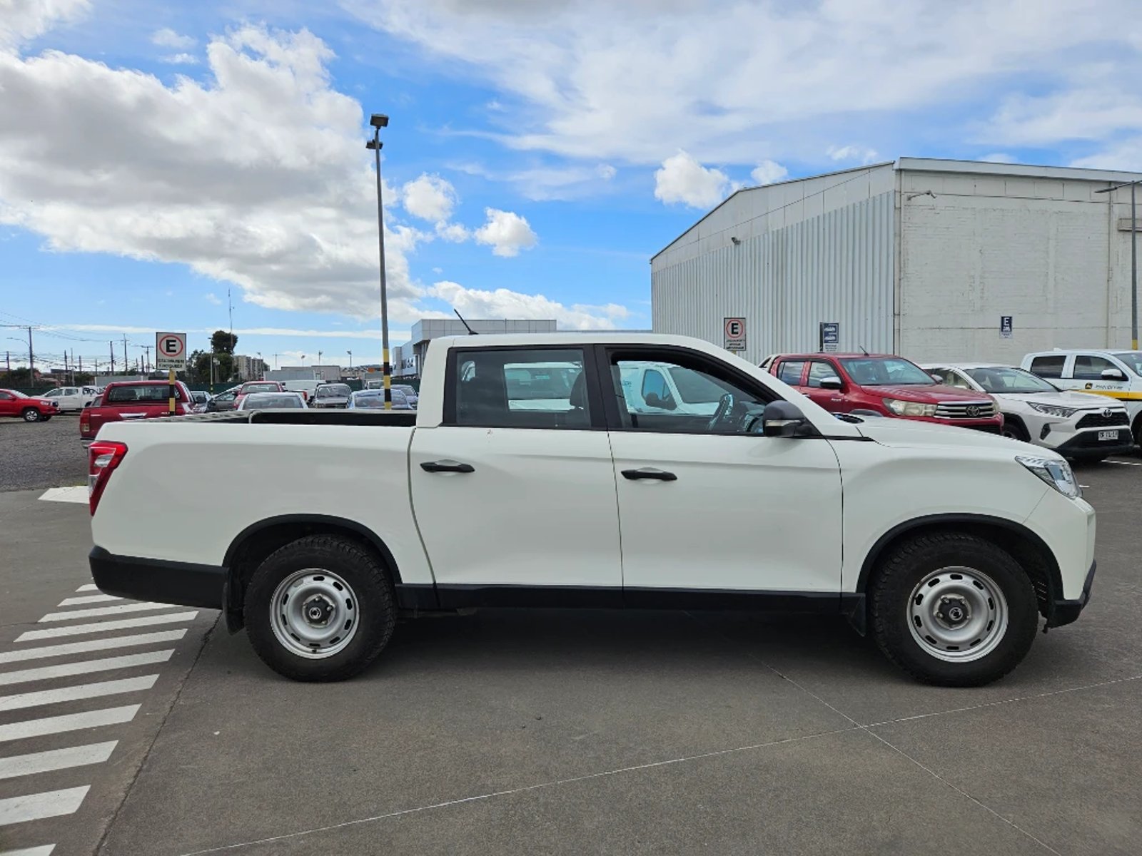 SsangYong Grand musso 2023 - Foto 5 de 20