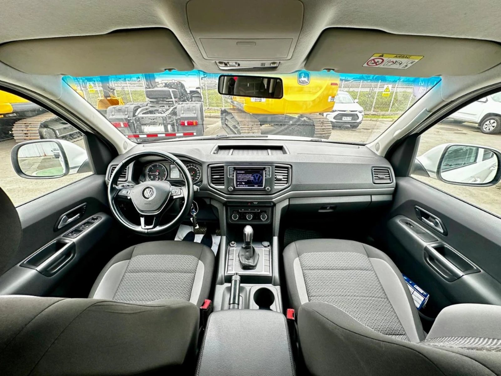 VOLKSWAGEN AMAROK 2022 - Imagen 16 de 20