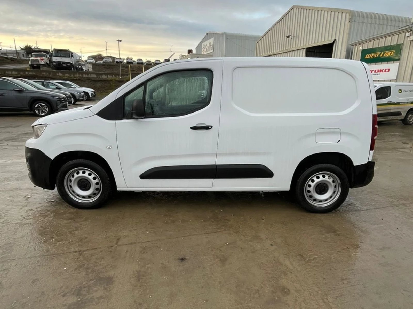 PEUGEOT PARTNER 2024 - Imagen 7 de 19