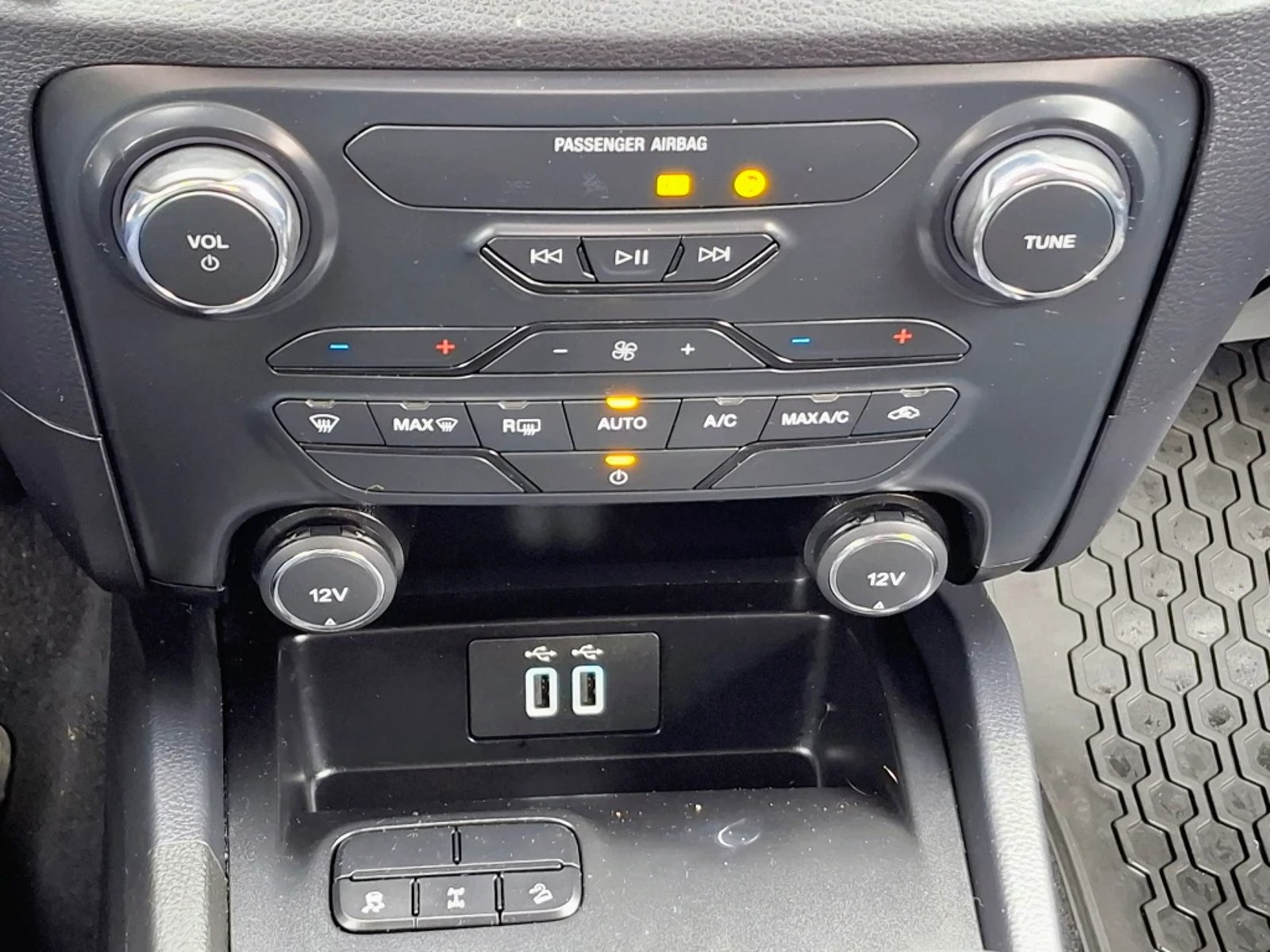 FORD RANGER 2023 - Imagen 17 de 20