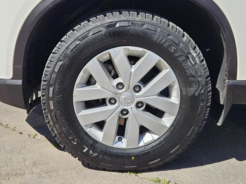 SsangYong Grand musso 2023 - Imagen 12 de 20