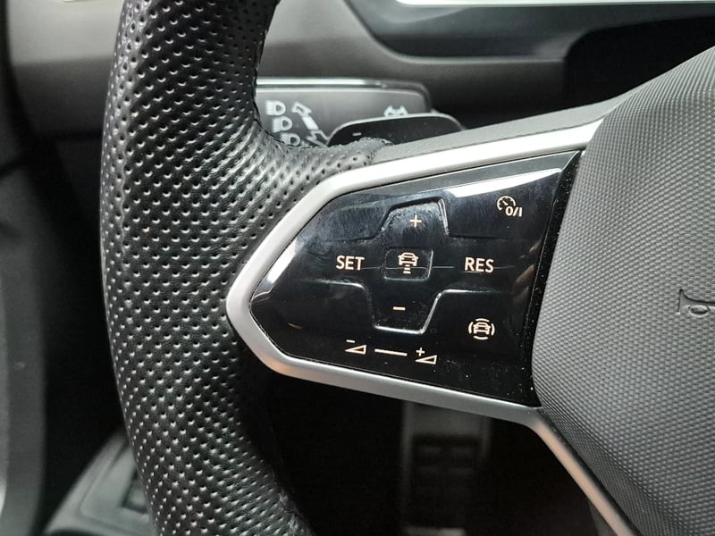 Volkswagen Tiguan 2024 - Imagen 18 de 20