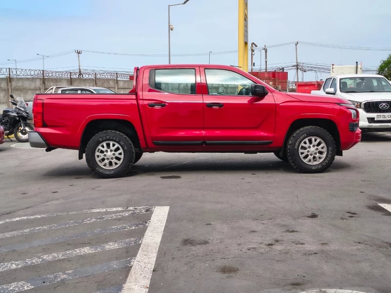 Mitsubishi L200 2024 - Imagen 8 de 20