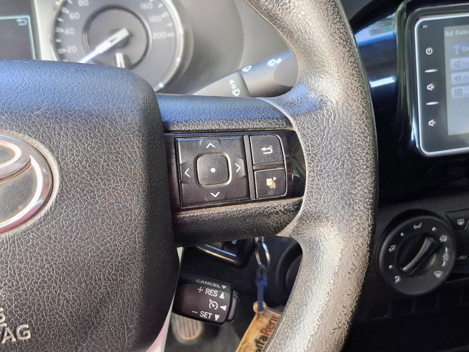 Toyota Hilux 2022 - Imagen 17 de 20