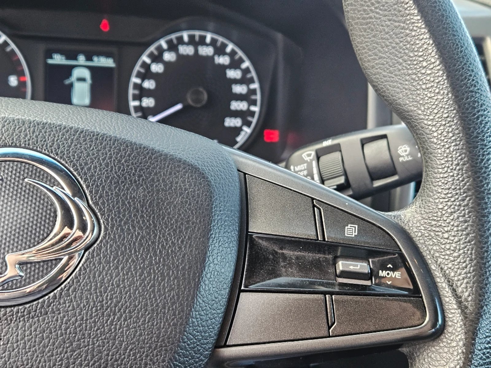SsangYong Grand musso 2023 - Imagen 18 de 20