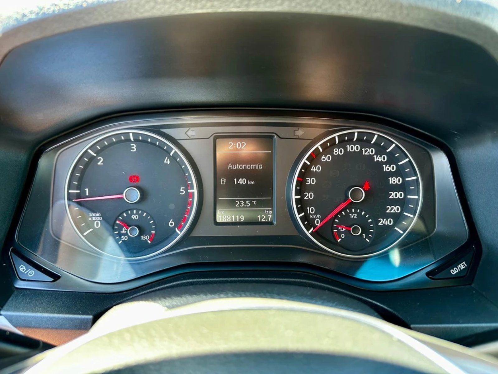 VOLKSWAGEN AMAROK 2022 - Imagen 19 de 20