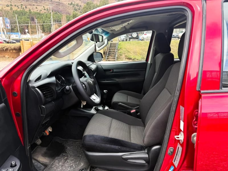 Toyota Hilux 2024 - Imagen 14 de 20